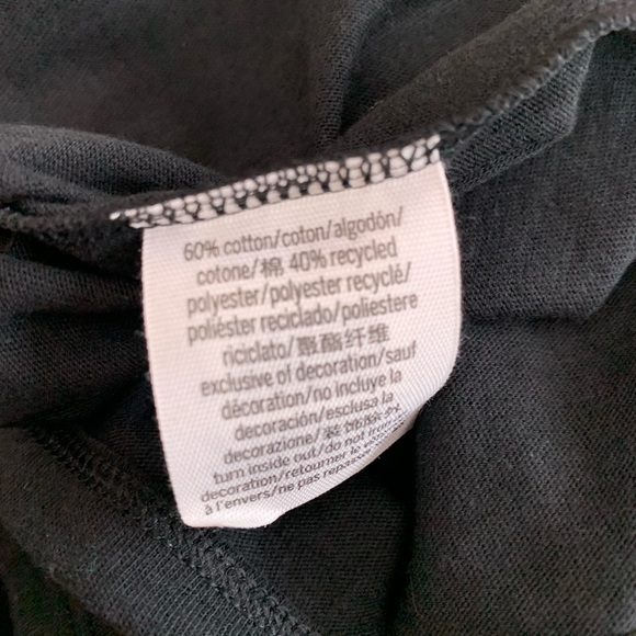 LOVEPINK Tee size large - Picture 6 of 9